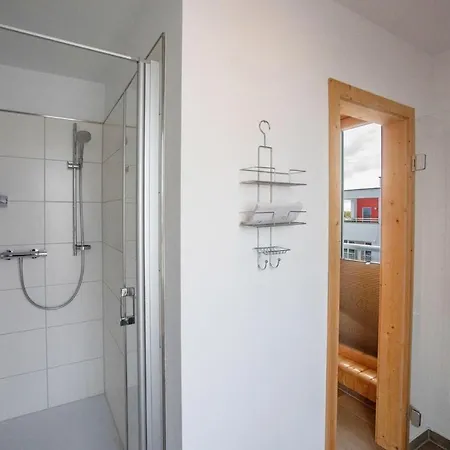 Schleivilla Lootsen Hus, 3 Etagen, 127m, 8pers, By Seeblick Ferien Olpenitz